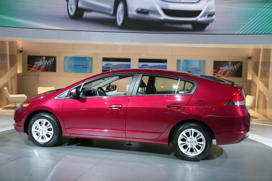  Honda Insight 2010 года  (фото 57 из 84)